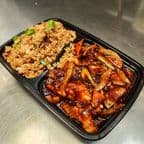 Best L 12. Diced Chicken in Hot Sauce (Lunch) in Chicago, IL